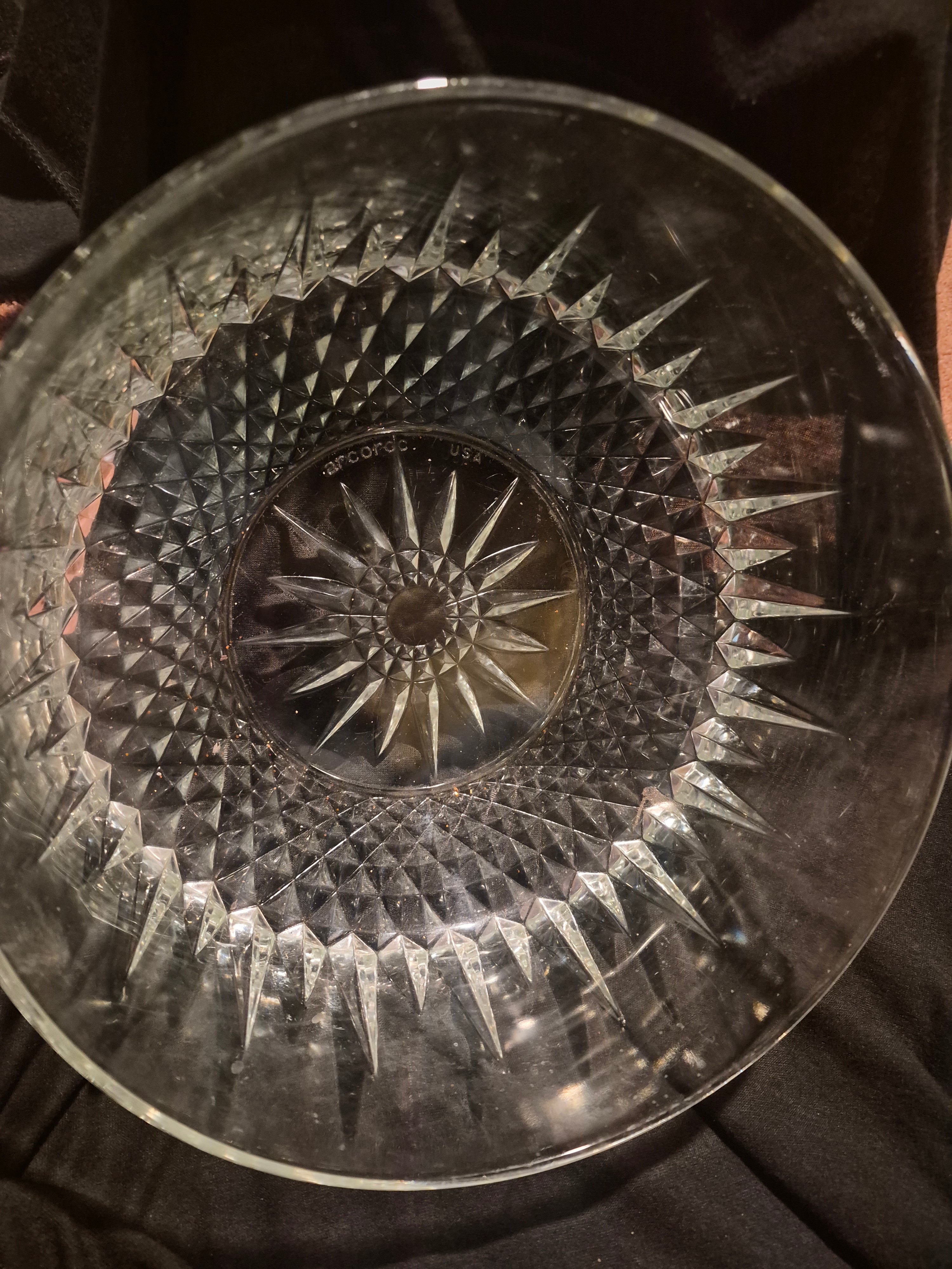 Arcoroc Strarburst Serving Bowl